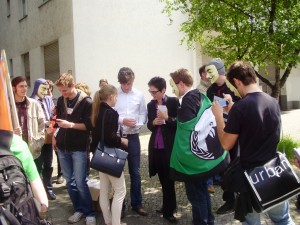 Demo gegen die Scientology-Organisation am 29. Mai